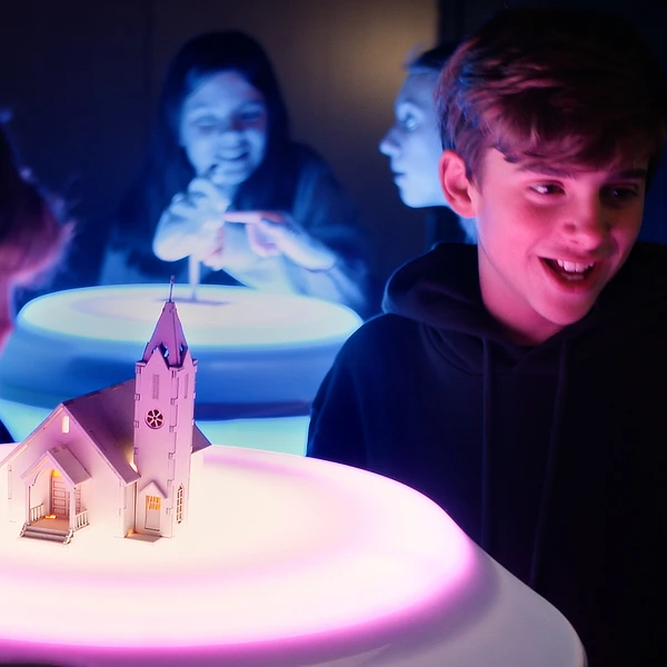 kids talking in the dark